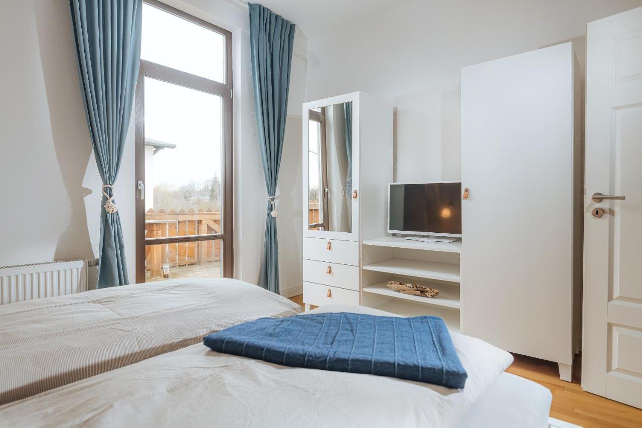 Grosse Koje Mit Terrasse Apartamento Rostock Exterior foto
